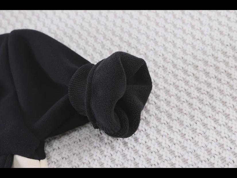 Зима и осень 2023 Стильный бархатный костюм-двойка для мальчиков и девочек - повседневная детская одежда.