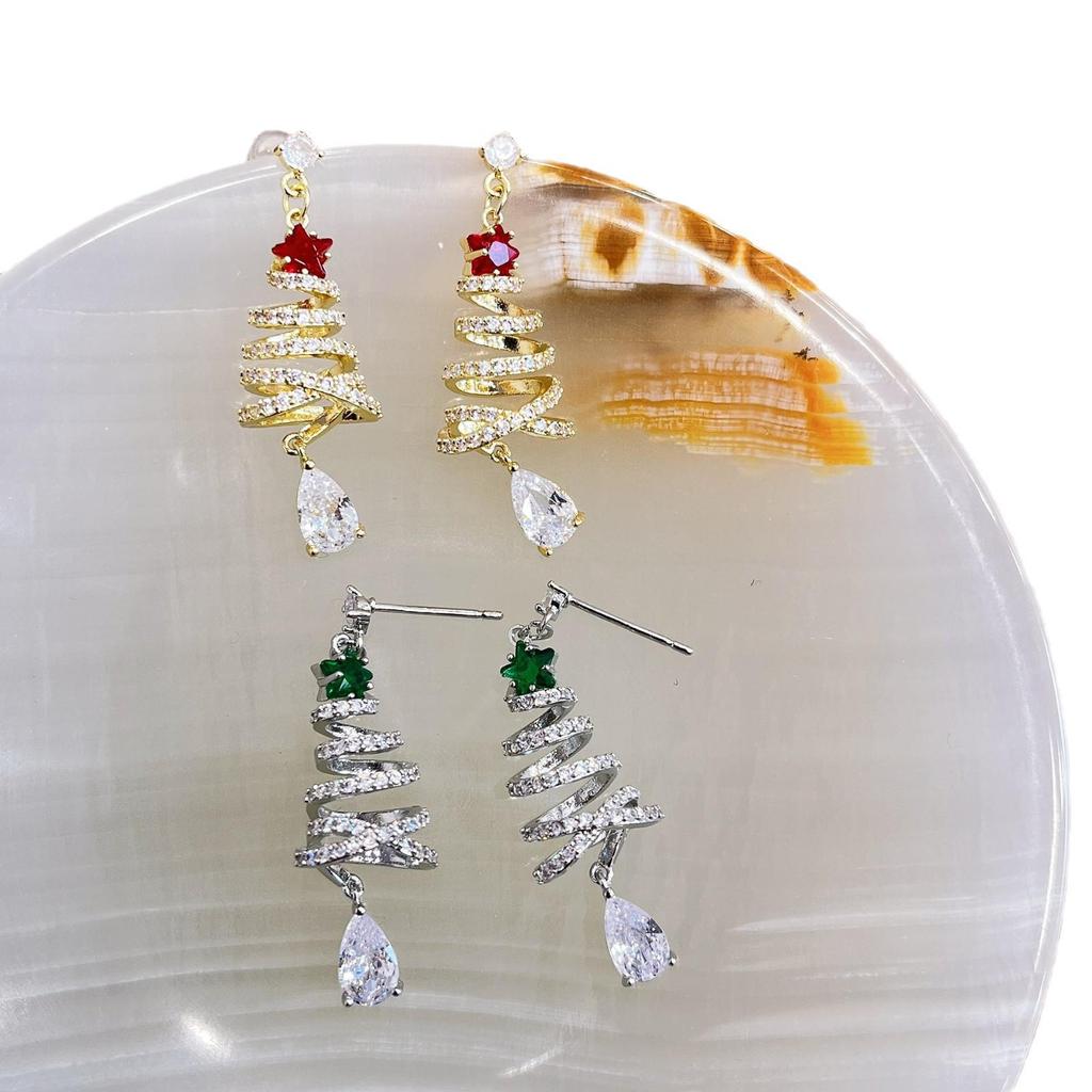 Уникальные серьги в виде рождественской елки: Стильно, мило и изысканно для осенне-зимних праздников