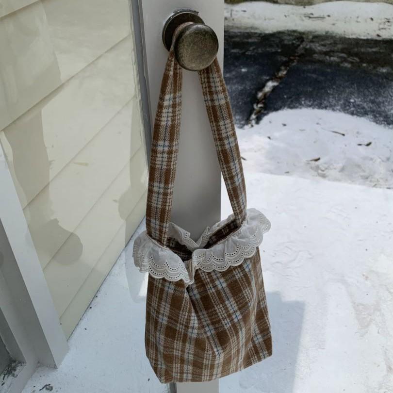 Кружевная клетчатая холщовая сумка, нишевый дизайн, симпатичная сумка через плечо, женская осенняя универсальная портативная сумка через плечо