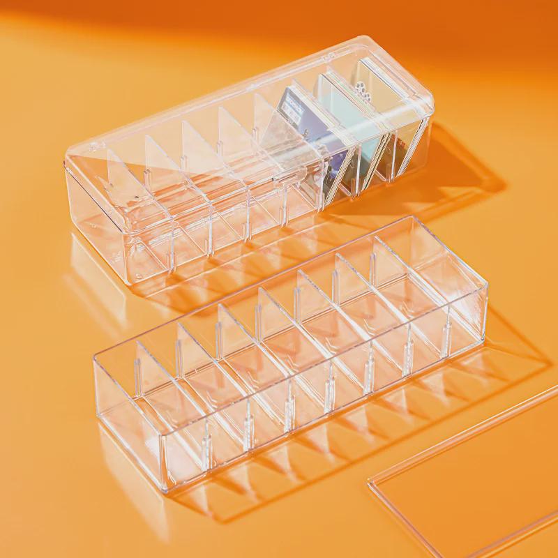 Органайзер для карточек и флеш-карт Ultraman: Компактный ящик для хранения карточек, заметок и визиток.