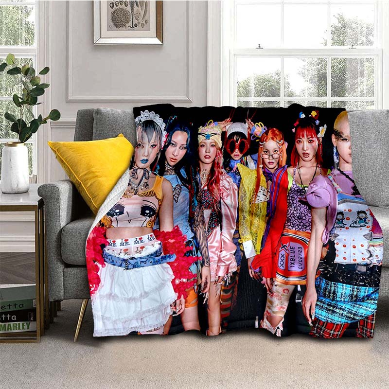 Soft flannel blanket, K-POPX-XG girl group poster blanket, portable home travel blanket, suitable for sofa beds, bedrooms, and