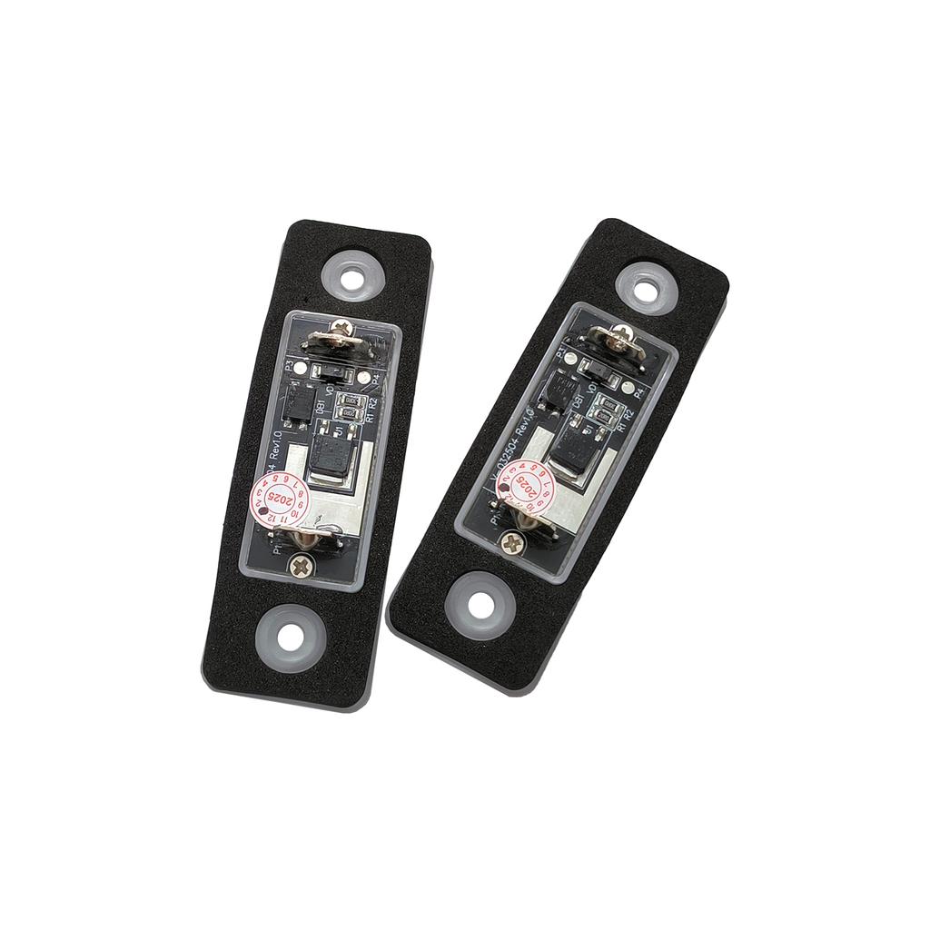 1 пара фонарей подсветки номерного знака для Volvo C30 2006-2013