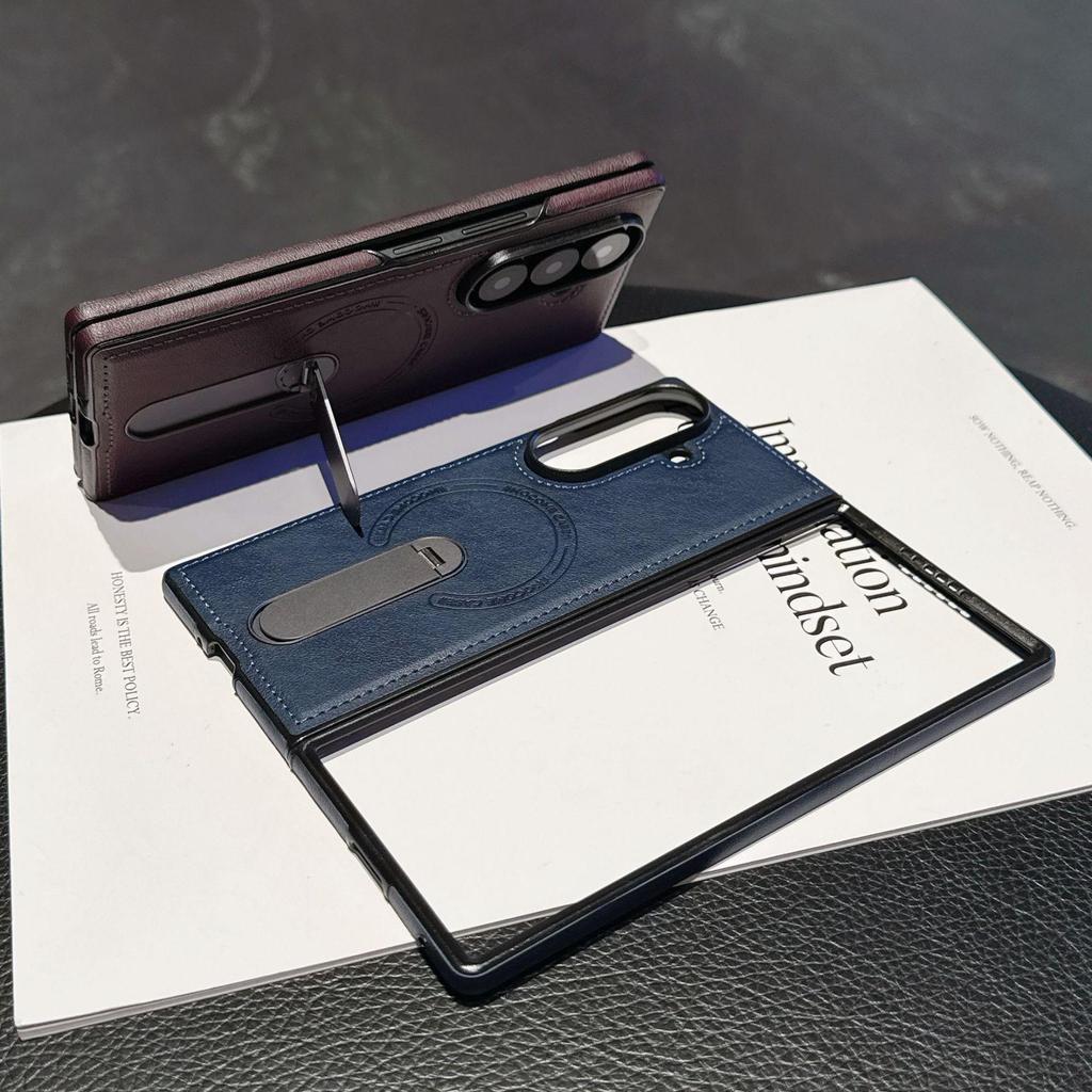 Чехол-книжка Samsung Z Fold7 с вращающейся на 360° подставкой и магнитной беспроводной зарядкой