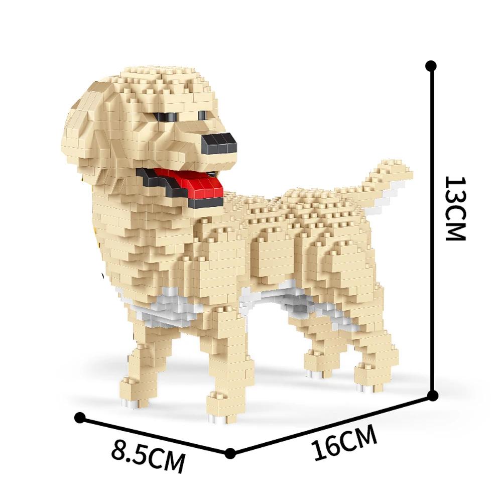 Nut Themed Squirrel DIY Model Kit - Micro Blocks with Nut Details, Holding Love in Hand,Creative Classroom Activity Gift Set
