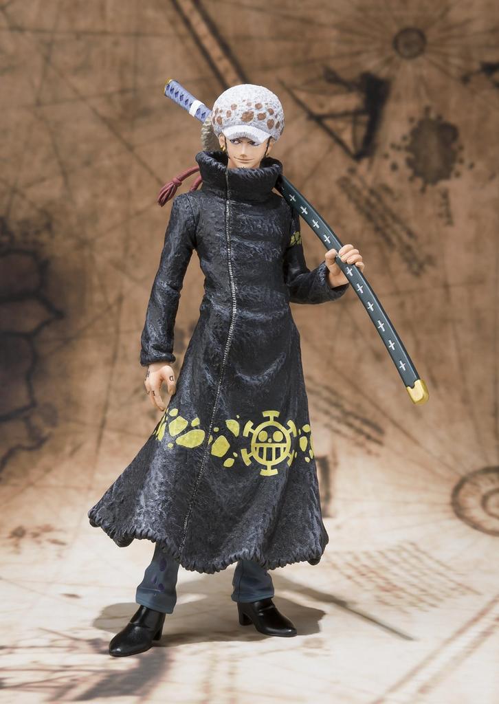 Figuarts ZERO Трафальгар Ло -Версия Семи Воинов Моря-