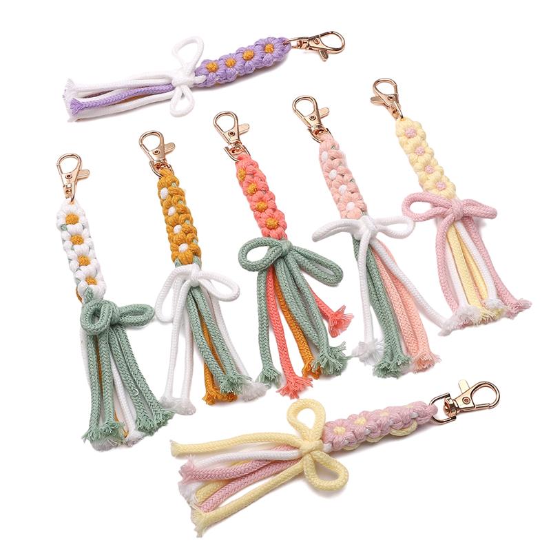 1pc/bag Alloy + Cotton Rope Daisy Key Chain DIY Craft Accessories