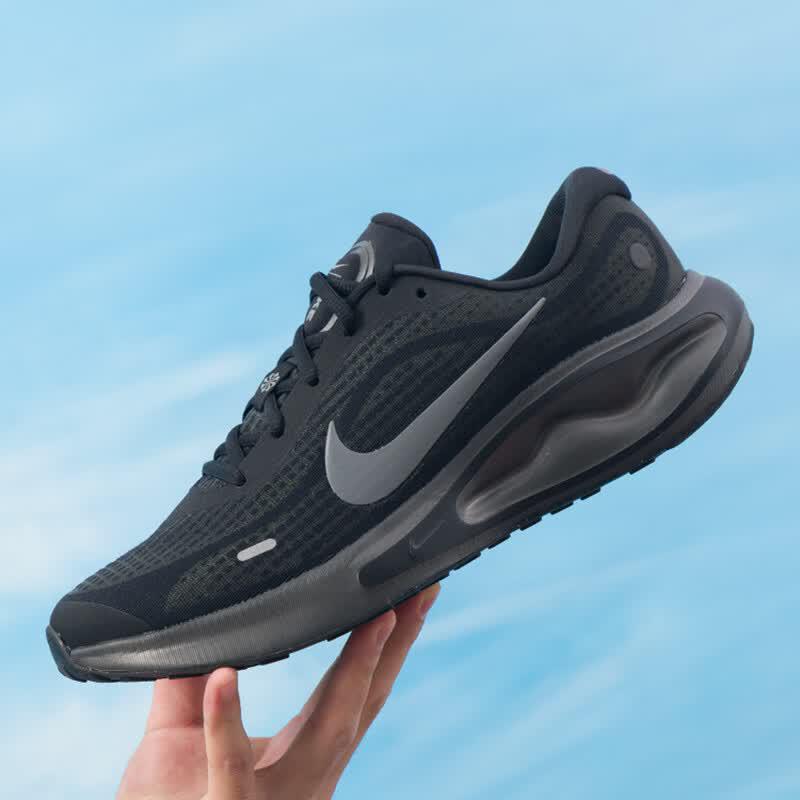 Nike Мужская сезонная беговая обувь FN0228-009
