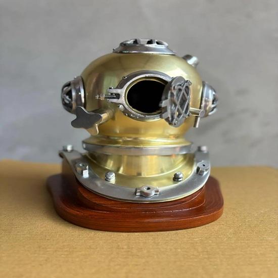 Водолазный шлем ВМС США Mark V с базой Реплика Латунное декоративное изделие
