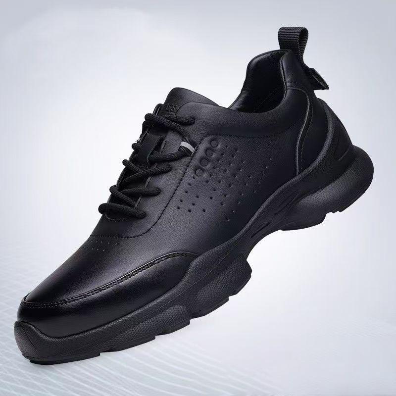 Casual Men's Shoes Comfortable Breathable Walking Shoes Soft Soles Soft Surfaces Official Solid Color Men's Shoes