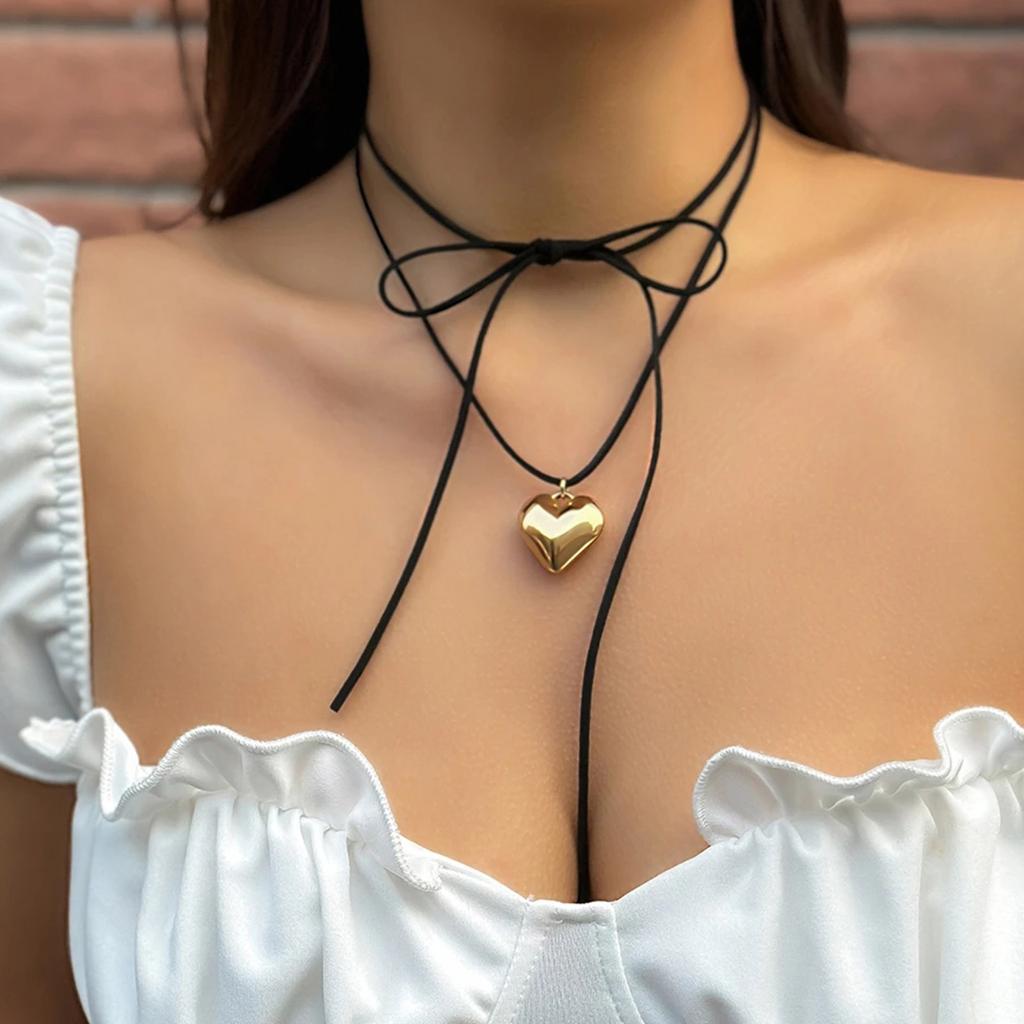 Adjustable Velvet Bowknot Choker Neck Tie Chain Heart Pendant Necklace Jewelry Elegant Clavicle Chain Necklace