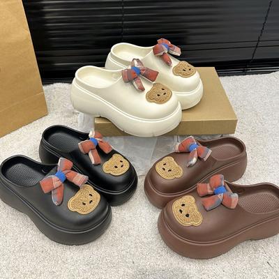 Носите водонепроницаемые и нескользящие однопедальные шлепанцы-медвежата Баотоу, новинка лета и осени 2025 года, крутые тапочки на толстой подошве, увеличивающие рост для маленьких мужчин