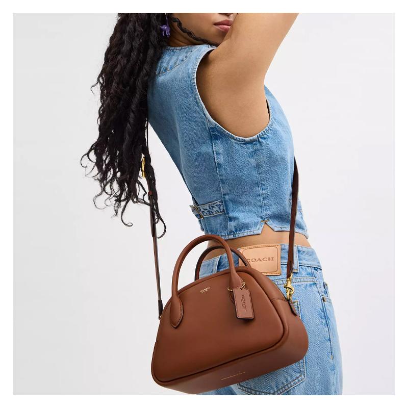 COACH Borough Bolso 23 Metal Logo Zip Closure Leather Shoulder Crossbody Bag Medium Women's Brown