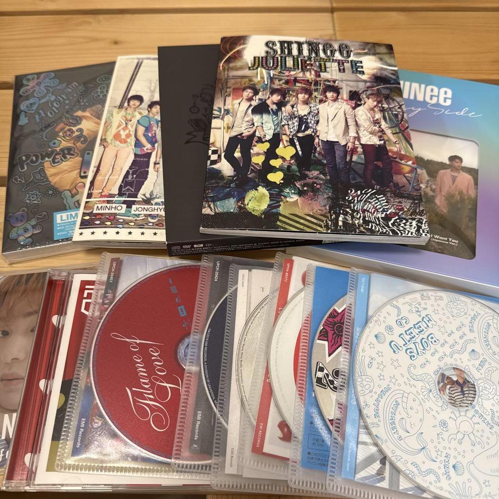 [USED] 13 SHINee CDs