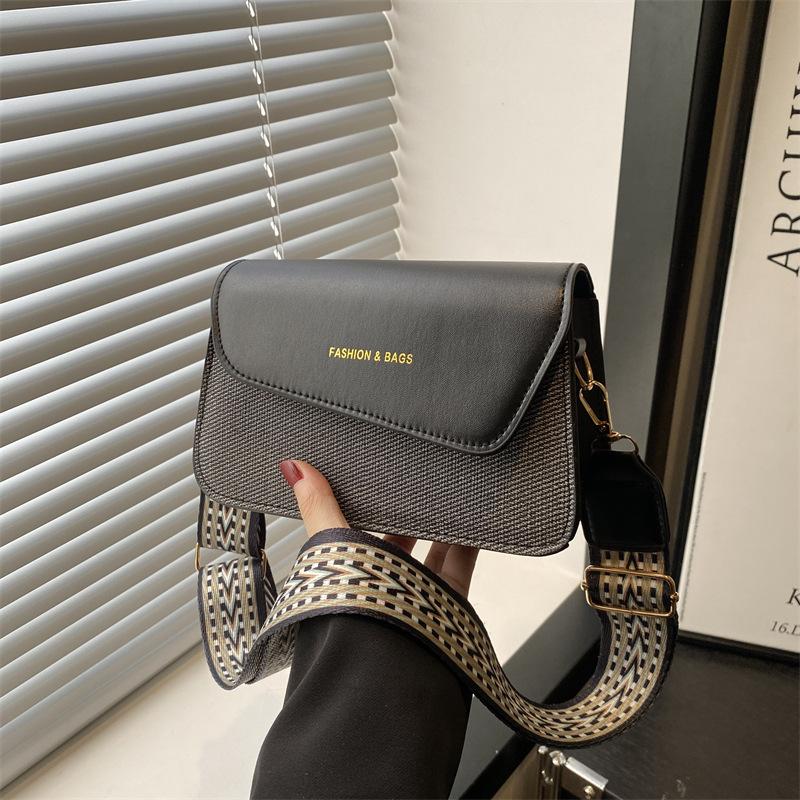 Летний ретро модный тренд широкий плечевой ремень универсальная повседневная маленькая квадратная сумка сумка через плечо сумка-мессенджер женская сумка