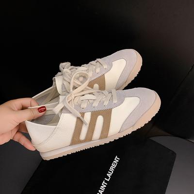 Кожаные ретро серебристые женские весенние новые на плоской подошве с перфорацией дышащие кроссовки для бега