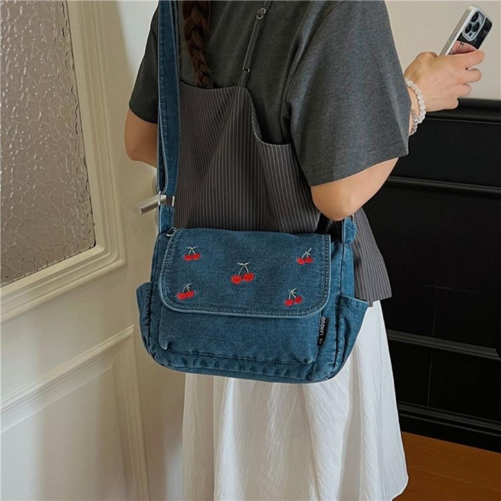 Xeie Thuk Crossbody Bag Women Faux leather Multi Pocket Daily Commute