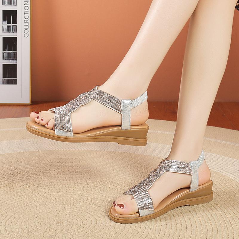Обувь для женщин 2024 года, горячая распродажа, женские сандалии с эластичной резинкой, модные повседневные сандалии с открытым носком, женские новые сандалии на танкетке с кристаллами