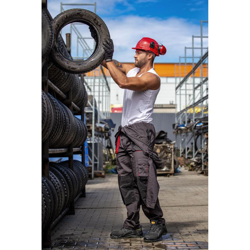 Graphite-Red Jumpsuit, " (52)", Ce, Lahti