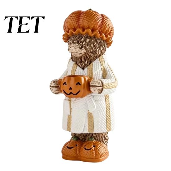 Unique Fall Gifts for Cow Lovers Halloween Highland Figurine, Resin Statue with Pumpkin Mug, Rustic Kitchen Countertop Decor Farmhouse Tabletop