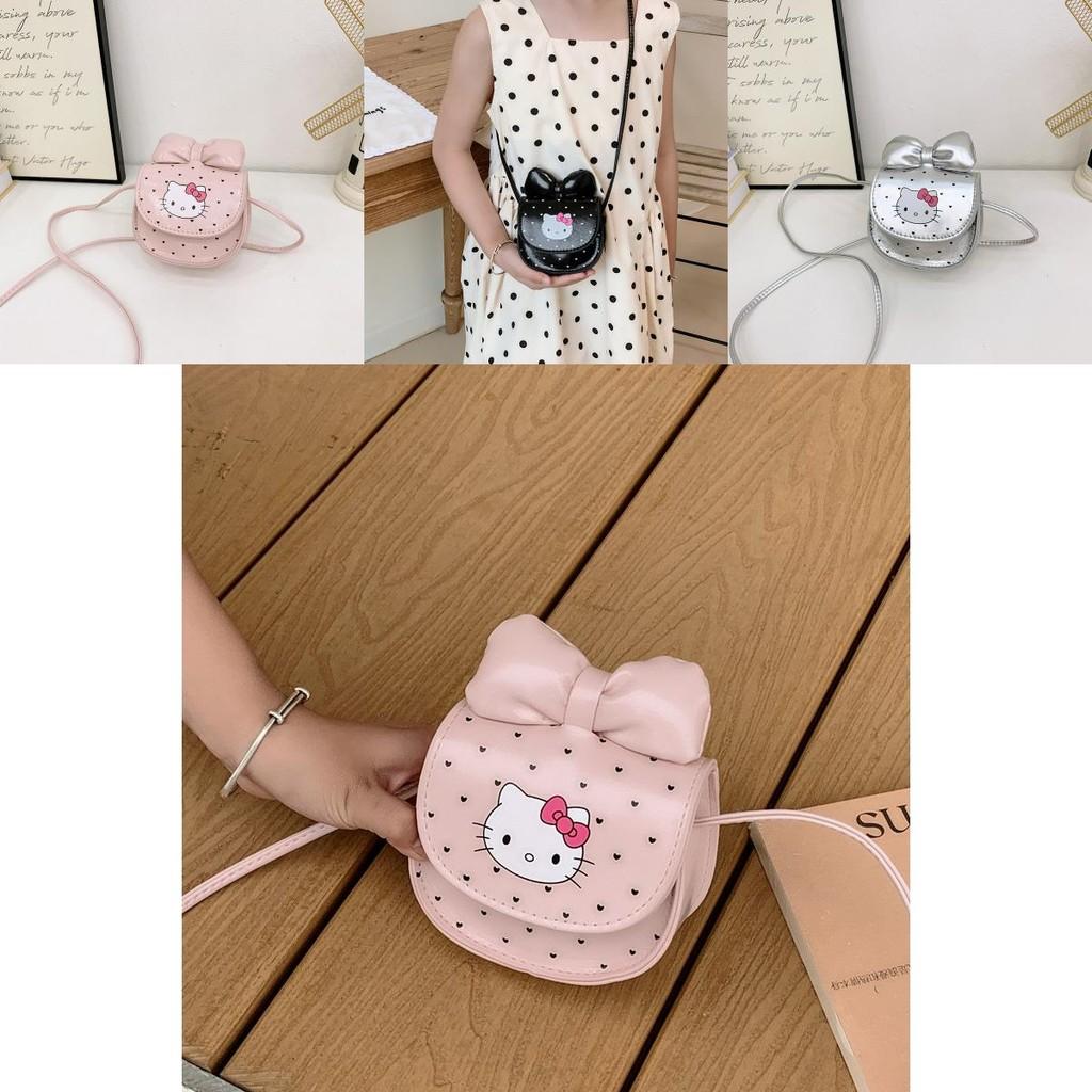 Hello Kitty Girl Small Clutch With Fabric For Everyday Carry