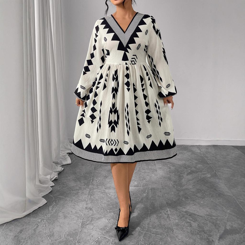 Foreign trade autumn and winter new dress large size fat mm printed bubble sleeve V-neck dress high waist and thin dress