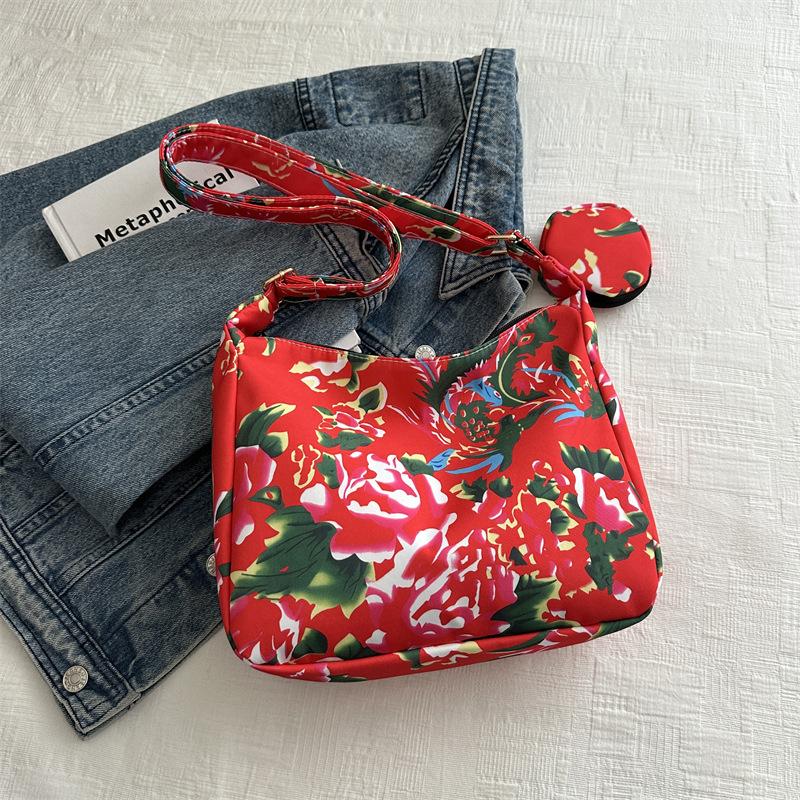 High-end Ethnic Style Large Flower Quilt Single Shoulder Bag New Fashionable Casual Simple Crossbody Tote Bag