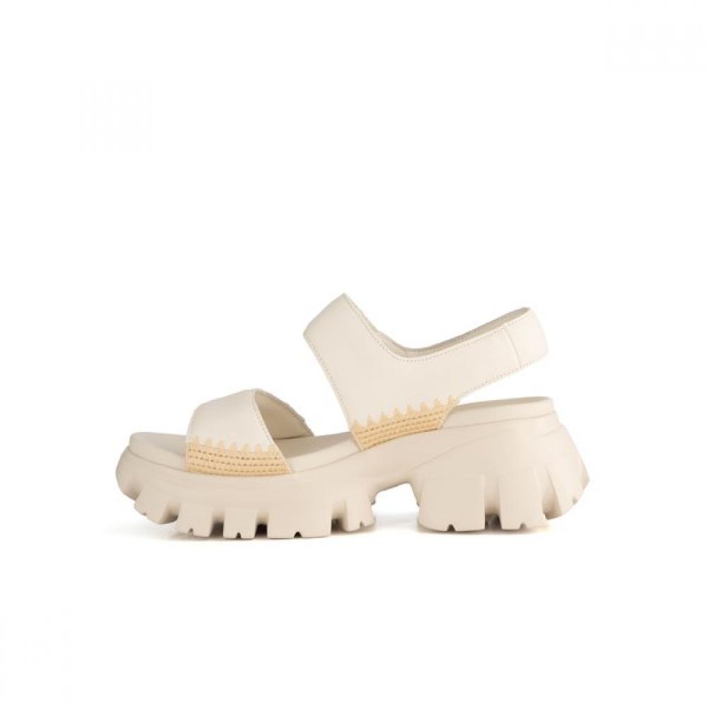 Staccato Women Platform Sandals Kketjjang7 Ebk67offwit