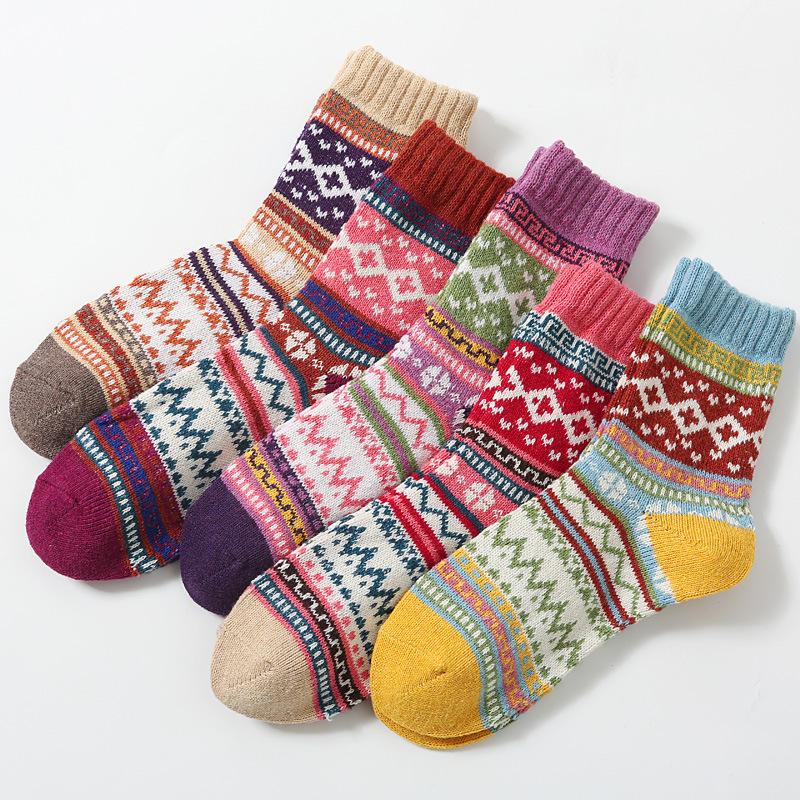 5/10 Pairs Comfortable Casual and Versatile Winter Thickened Socks Women's Warm Cross Stitch Wool Socks Retro Ethnic Style Literary Women's Socks