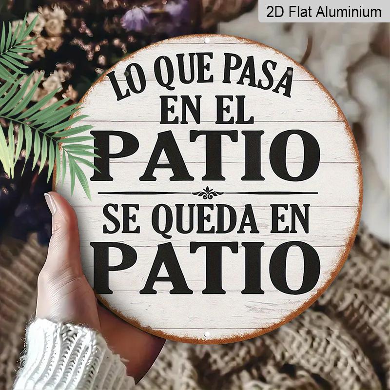 2D Flat, 1pc 7.87Inch 2D Round Aluminum Sign, "Secrets of the Courtyard" Vintage Aluminum Plaque, Spanish-style Courtyard Decorative Sign, Suitable