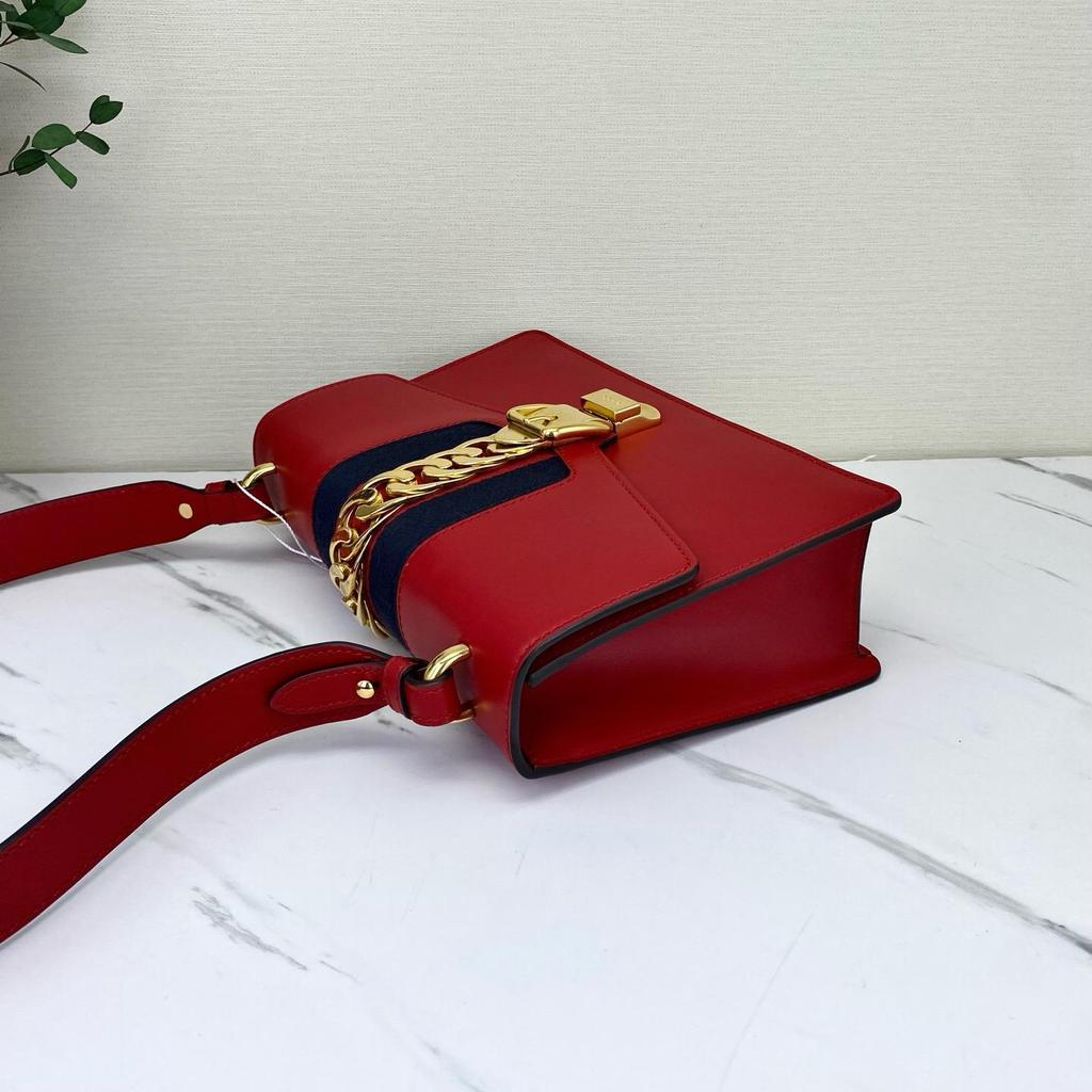 [Pre-Owned] Sylvie Gold Buckle Striped Web Ribbon Bow Wide Shoulder Strap Leather Shoulder Crossbody Handbag Small - Excellent #QNHZ01