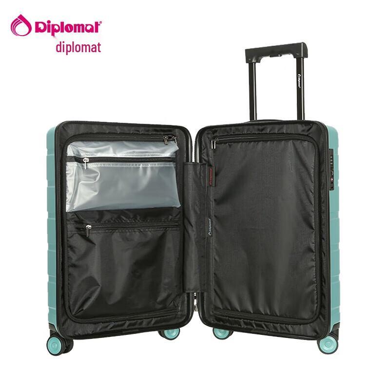Чемодан на колесиках Diplomat TC-26082 с жестким корпусом