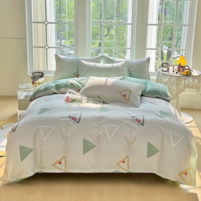 Комплект из четырех предметов из хлопка с принтом «Новый принт» 2025 года.