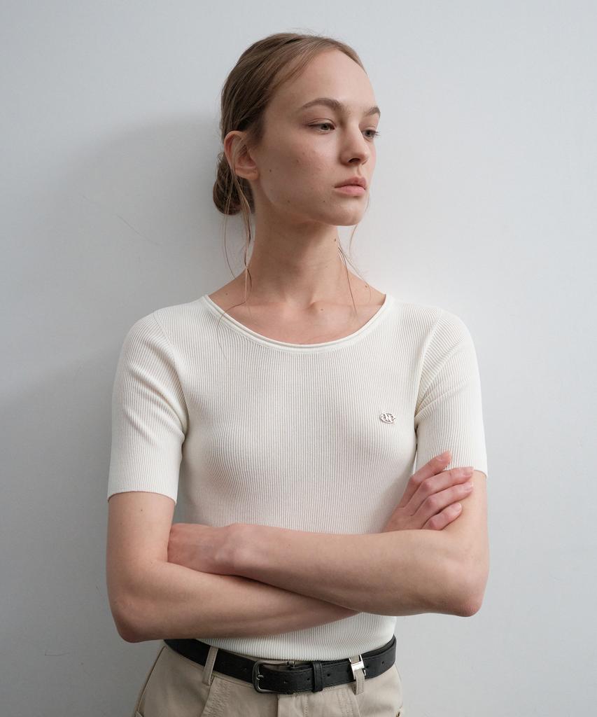 NON AND NON Half Sleeve Slim Knit Top_Nhkn5236