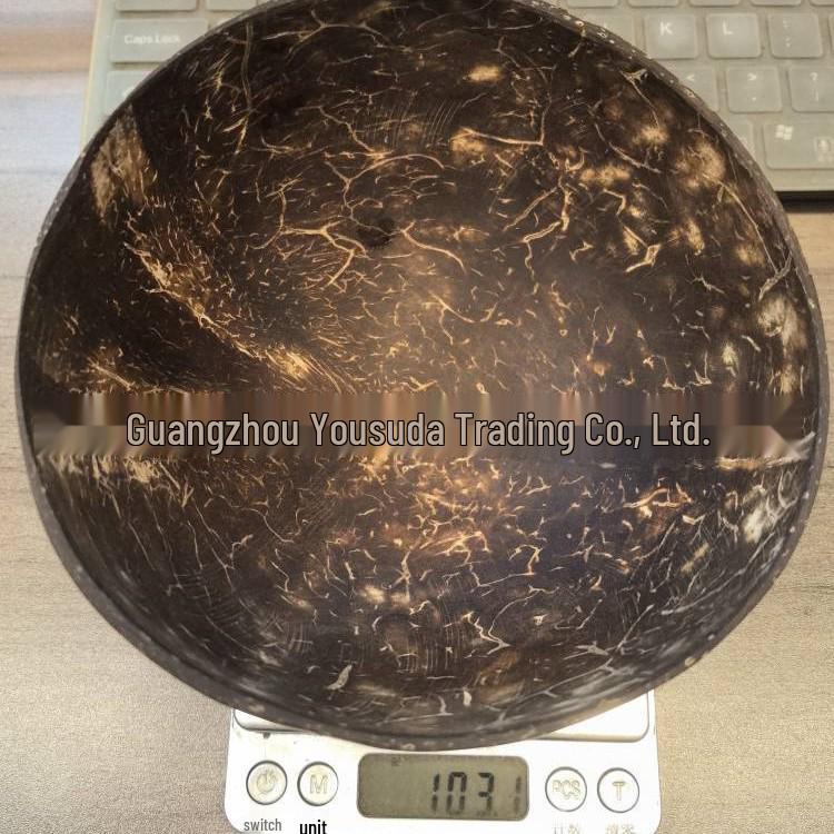 Экологичная миска из кокосовой скорлупы для десертов и закусок