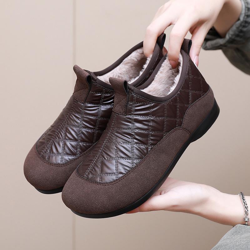 Зимние снегостойкие ботинки Slip-On 2024 года: Водонепроницаемая, теплая, повседневная обувь из хлопка в корейском стиле