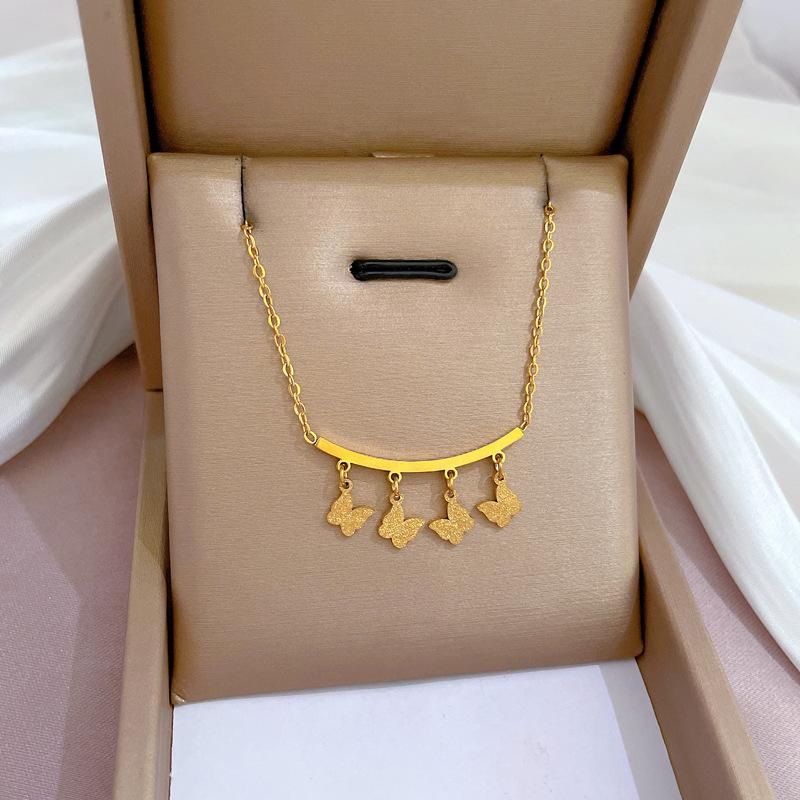 Fashion Retro Women's Necklace Temperament Micro Diamond Necklace Exquisite Collar Chain Accessories