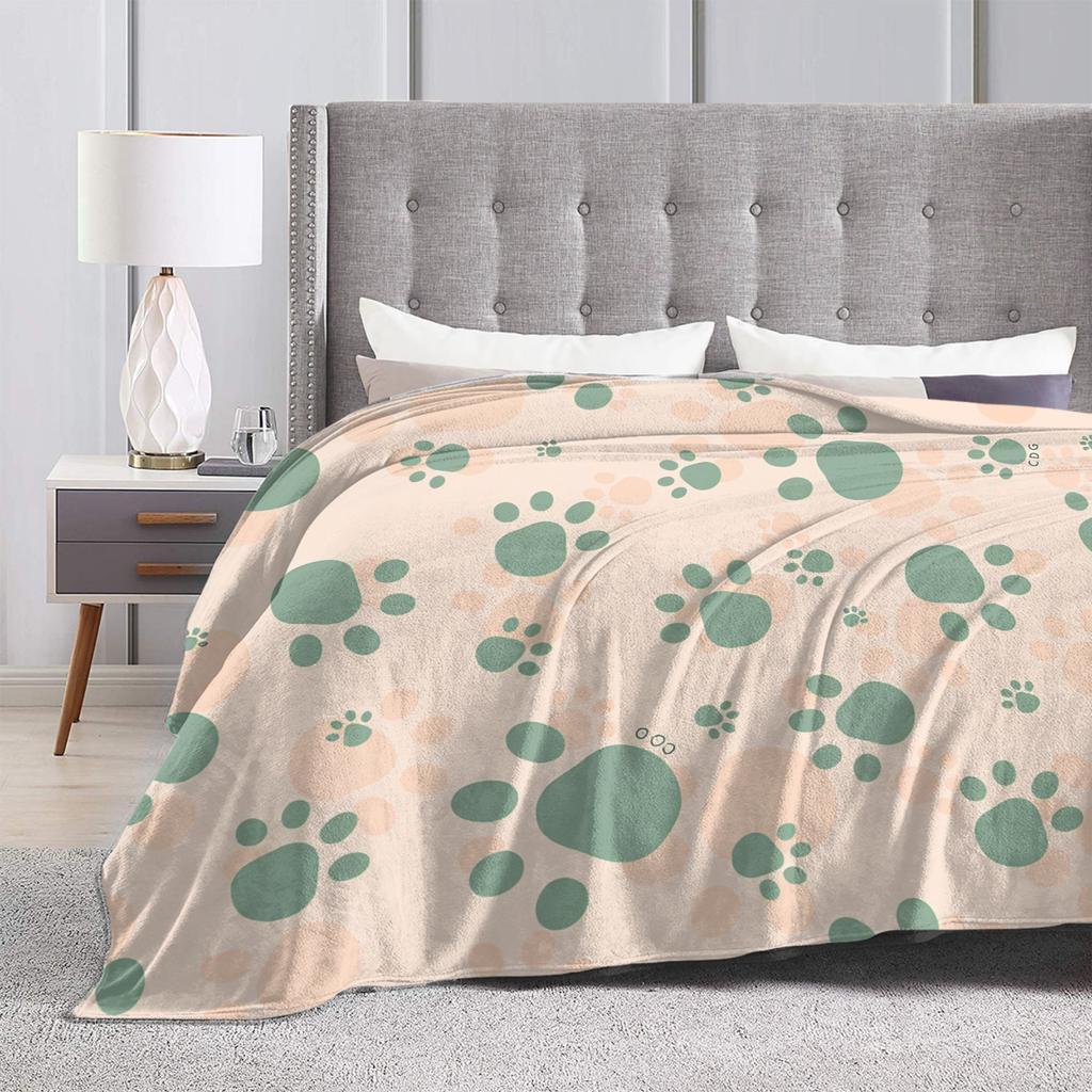 Dog Paw Print and Bone Plush Blankets Students Flannel Bedding Throws For Couch Chair Warm Design Quality Bedspread Gift Idea