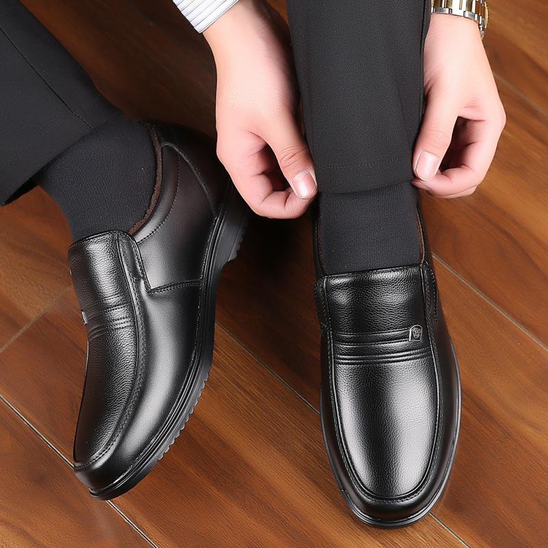 Хлопковая обувь мужская обувь зимняя кожаная деловая платья повседневная плюшевая теплая для среднего и пожилого возраста папа две хлопковые кожаные туфли мужские