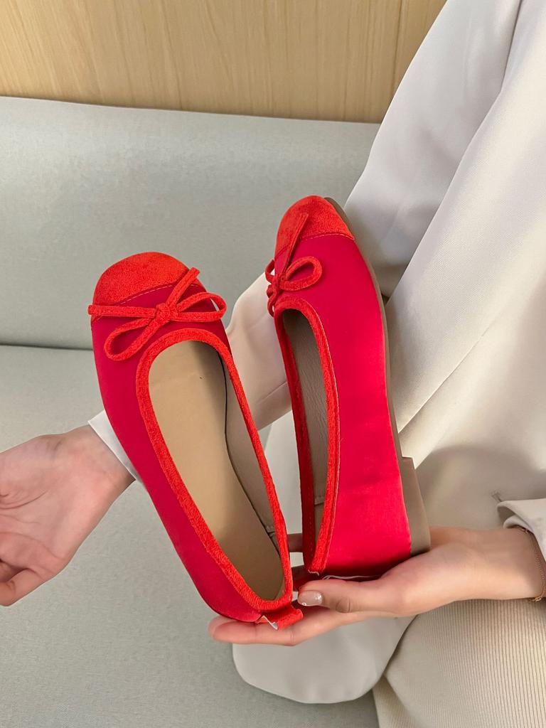 Flat-bottomed Gentle Evening Shoes French Small Red Single Shoes Women's Shoes 2025 Spring and Autumn Soft-soled Silver Ballet Shoes