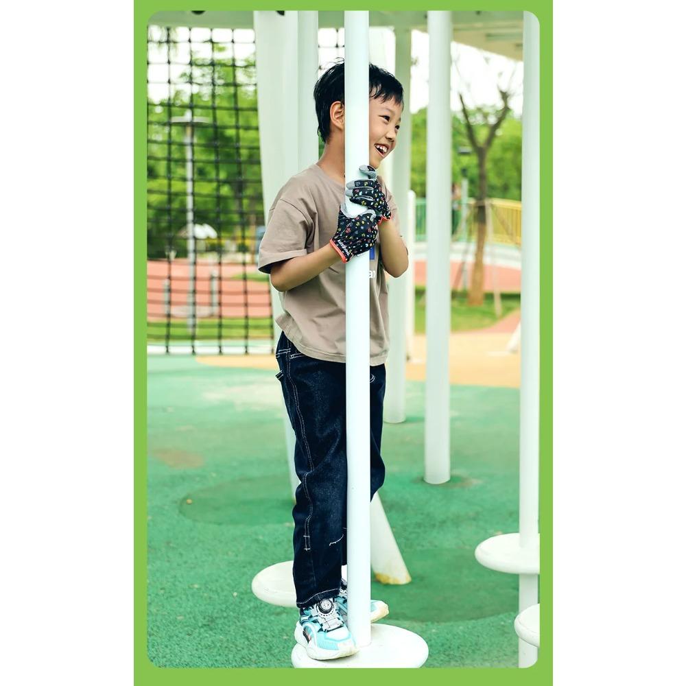Outdoor Ice Silk Sun Protection Children Hanging Bar Gloves Kids Cycling Sports Gloves Anti-slip Gloves for Boys Girls 6-10Y