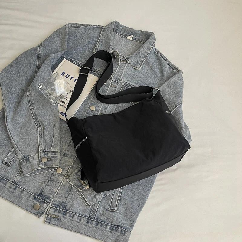 Monochromatic Decorative Nylon Shoulder Bag for Women with Zipper Casual Crossbody Bag