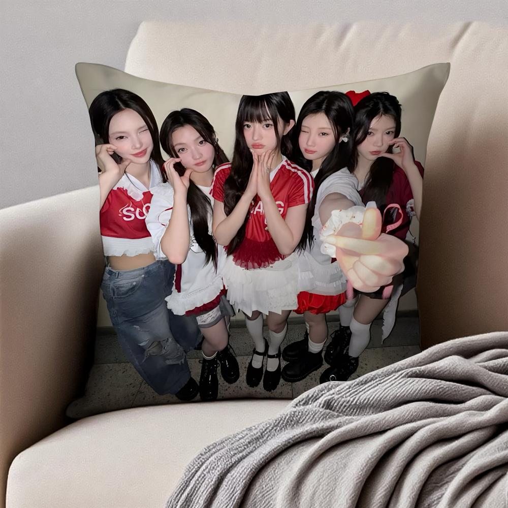 Fresh Cute Korean Girl Group IILLIT Cushion Cover Pillowcase Antidustmite Invisible Zipper Short Plush Sofa Cushion