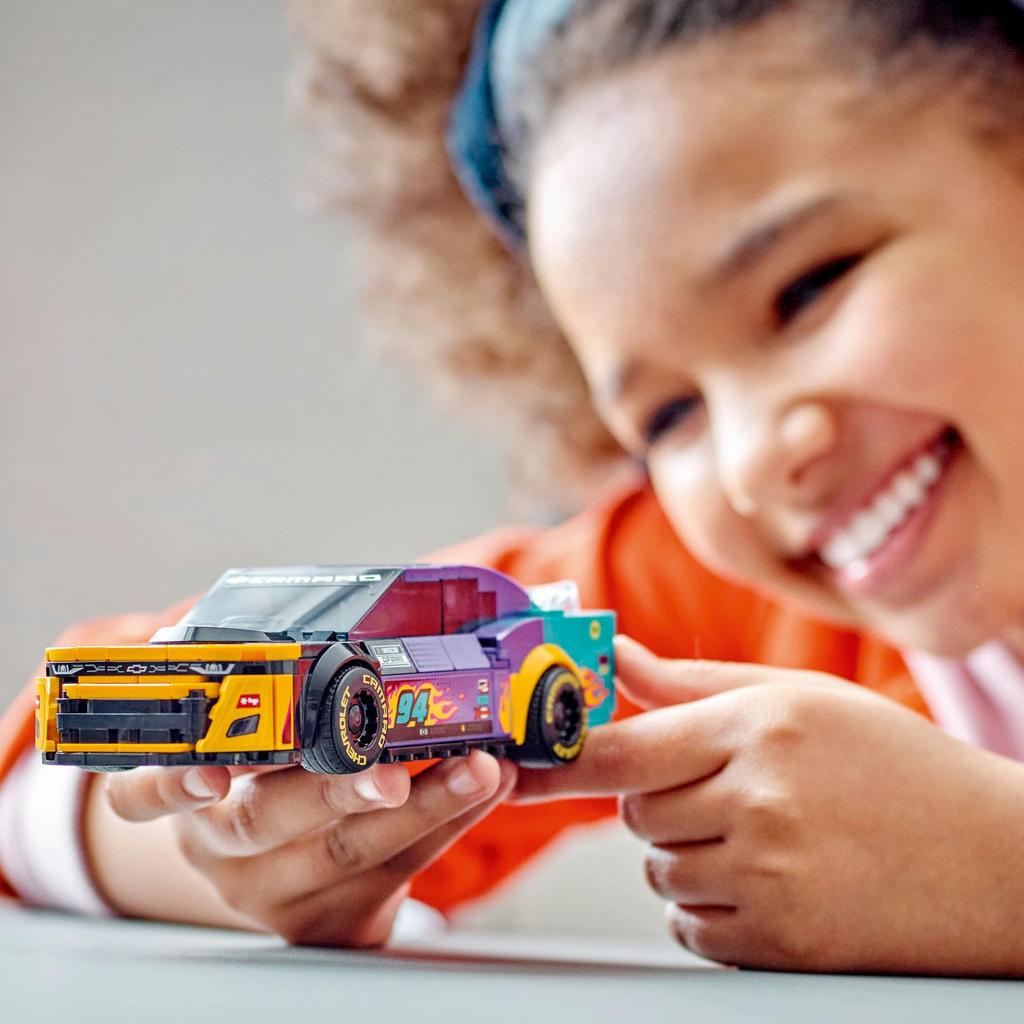 LEGO Speed Champion Next Gen Chevrolet Camaro ZL1 Игрушка Игрушка Подарок на день рождения Блок Рождество Мальчики Девочки Дети 9 лет 10 лет 11 лет