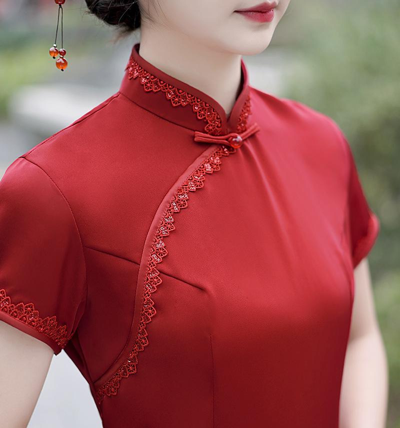 Elegant Slim Cheongsam Dress In Thickened Imitation Silk with Heavy Acetic Acid Satin – Red, Black, Green for Daily or Bridal Wear