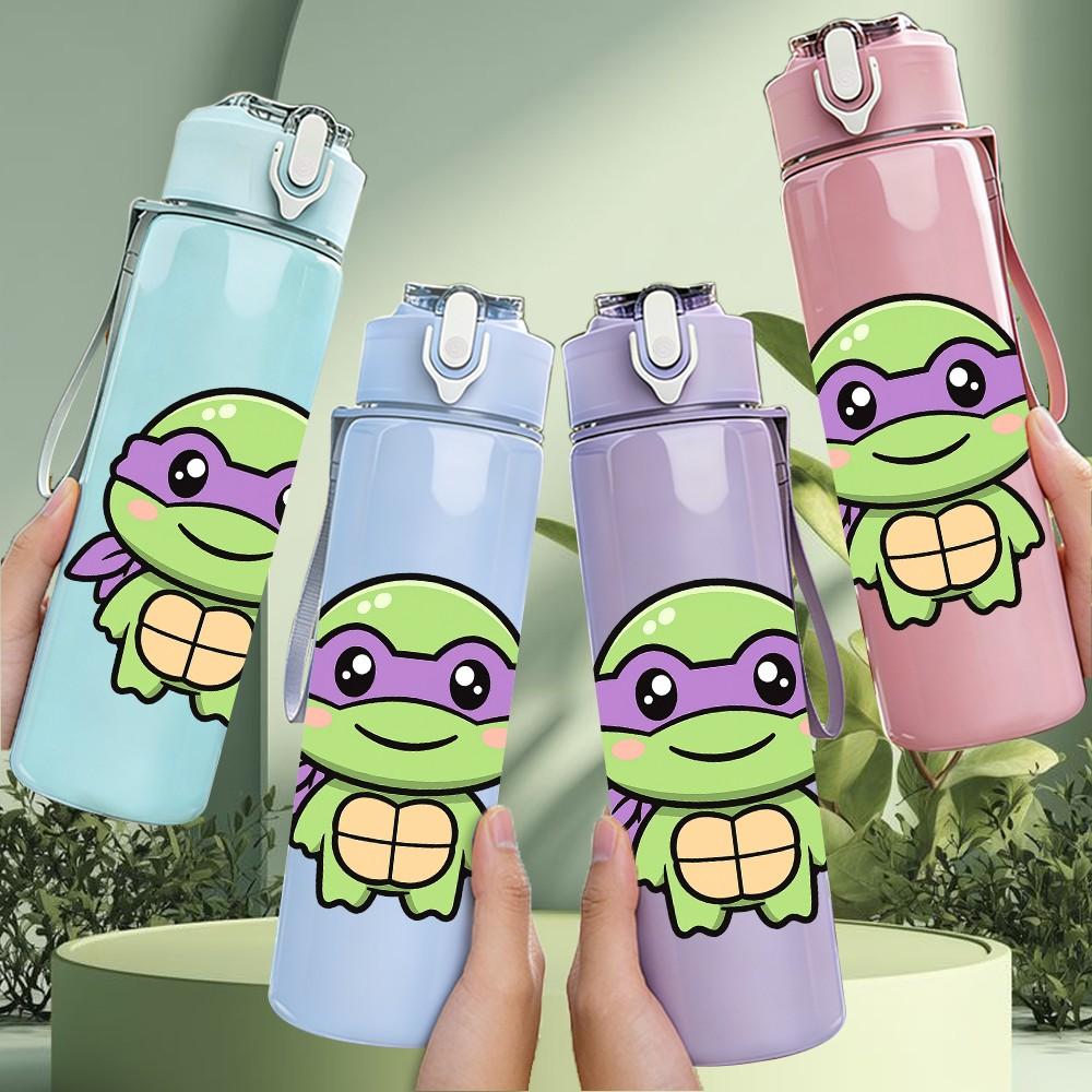 1PC Turtle Cartoon Pattern 750ml Color Plastic Sports Water Bottle Leakproof Flip Straw Lid Suitable for Sports Office Home Use