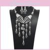 Fashion Hand Bone Women Necklace And Earring Set With Skeleton Tassel Design For Vintage Halloween Costume Accessories