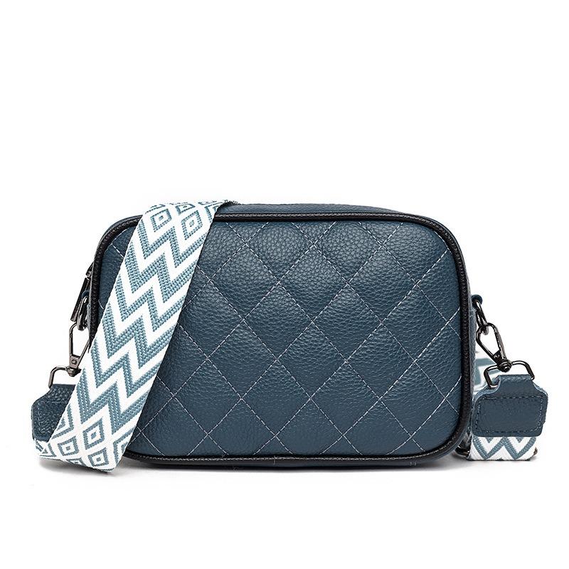 The first layer of cowhide messenger bag women's new versatile diamond wide shoulder strap small square bag trendy fashion leather messenger bag