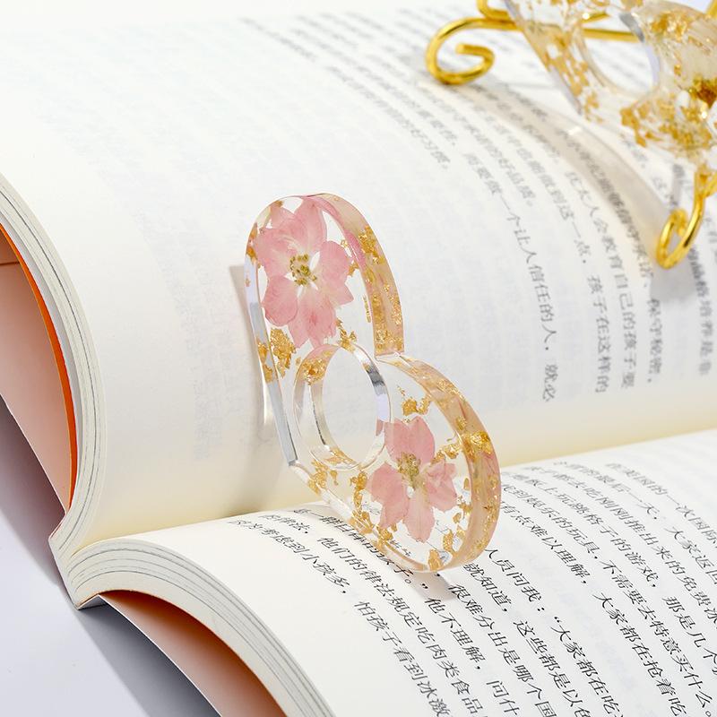 One Hand Reading Aid Smooth Texture Reading Aid Tools Thumb Book Support Compact Resin Thumb Bookmark For Beach Bed Train