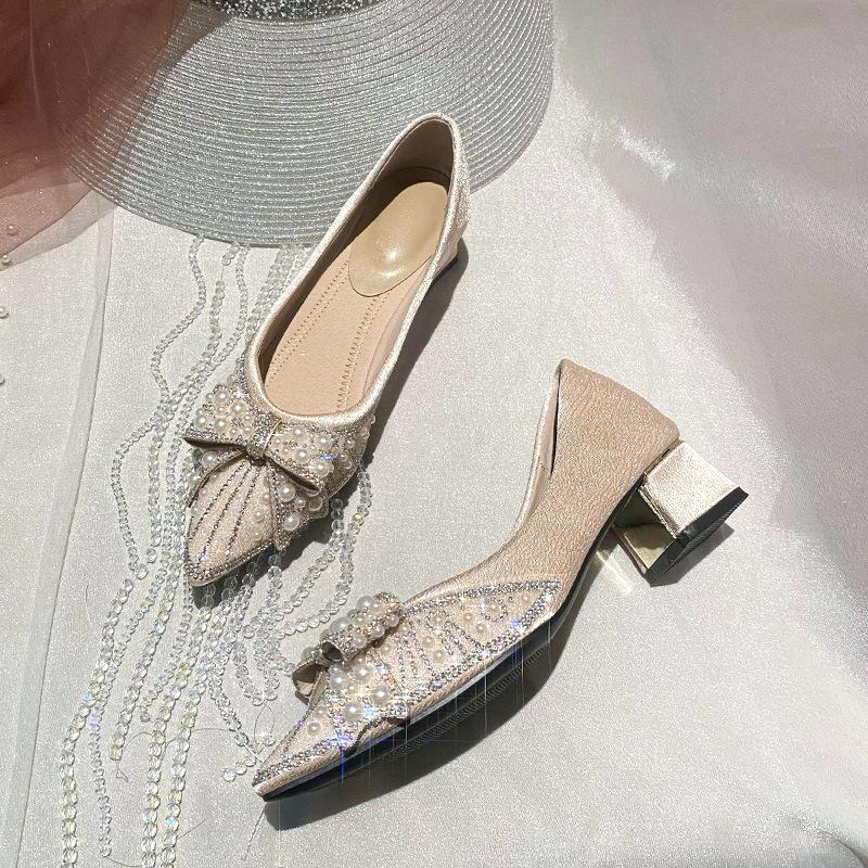 Остроносые туфли-лодочки женские 2025 новые толстый каблук мелкий вырез стразы жемчужный бант темперамент женская обувь четыре сезона мягкая подошва удобные