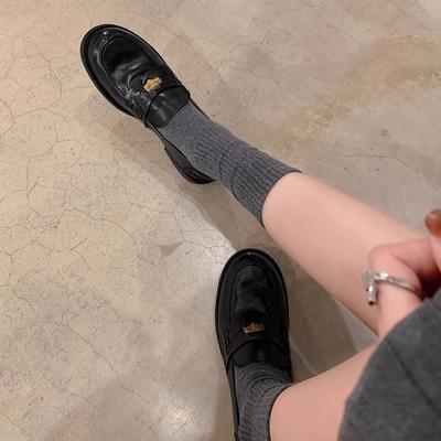 Волосы, версия из высококачественной коровьей кожи~ ретро полированные лоферы с маленькой золотой монетой из лошадиной кожи, женские маленькие кожаные туфли